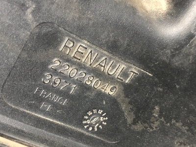 Renault  RENAULT T / (,  4)