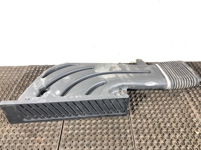 Renault  RENAULT T / (,  6)