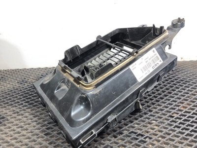 Renault    RENAULT T / (,  2)