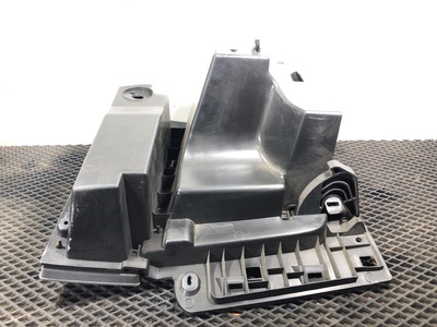 Renault  RENAULT T / (,  5)