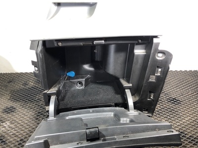 Renault  RENAULT T / (,  8)