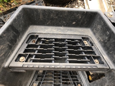 Renault    RENAULT T / (,  2)