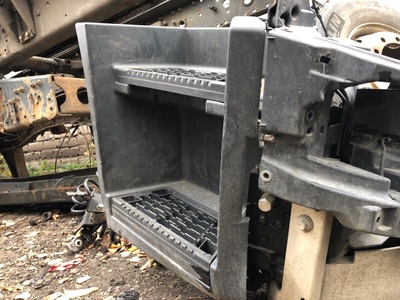 Renault    RENAULT T / (,  7)