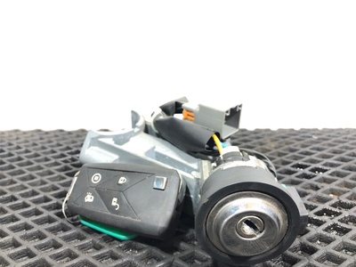 Renault Замок зажигания RENAULT T б/у (вид 1) Renault Замок зажигания RENAULT T б/у (фото, вид 1)