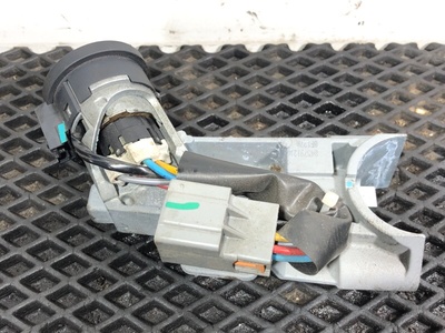 Renault Замок зажигания RENAULT T б/у (вид 3) Renault Замок зажигания RENAULT T б/у (фото, вид 3)