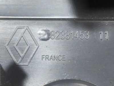 Renault     RENAULT T / (,  6)