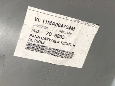 Renault Накладка салона правая RENAULT T б/у (вид 8) Renault Накладка салона правая RENAULT T б/у (фото, вид 8)