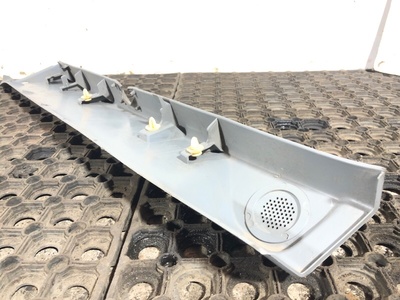 Renault Накладка стойки правая RENAULT T б/у (вид 4) Renault Накладка стойки правая RENAULT T б/у (фото, вид 4)