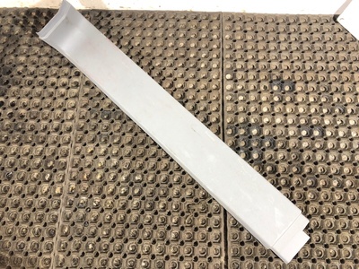 Renault Накладка салона левая RENAULT T б/у (вид 2) Renault Накладка салона левая RENAULT T б/у (фото, вид 2)