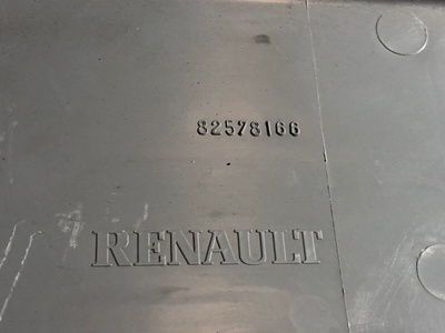 Renault Накладка салона правая RENAULT T б/у (вид 5) Renault Накладка салона правая RENAULT T б/у (фото, вид 5)