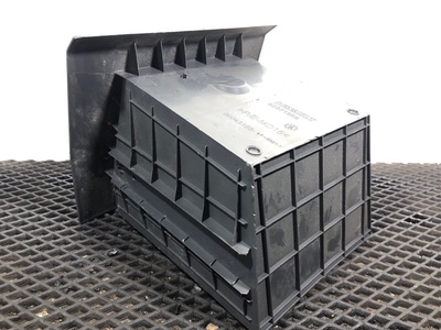 Renault  RENAULT T / (,  5)