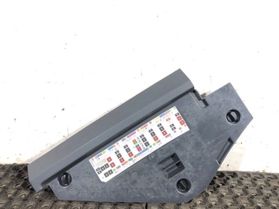 Renault    RENAULT T / (,  1)