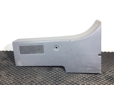 Renault Накладка салона левая RENAULT T б/у (вид 1) Renault Накладка салона левая RENAULT T б/у (фото, вид 1)