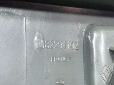 Renault    RENAULT T / (,  4)