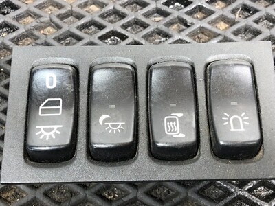 Scania   Scania / (,  1)