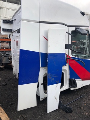 Renault     RENAULT T / (,  1)