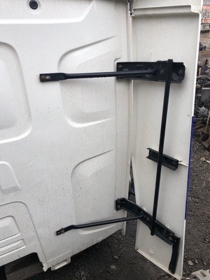 Renault     RENAULT T / (,  12)