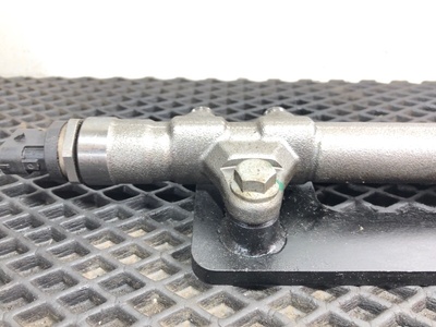 Sitrak Топливная рампа SITRAK C7H б/у (вид 2) Sitrak Топливная рампа SITRAK C7H б/у (фото, вид 2)