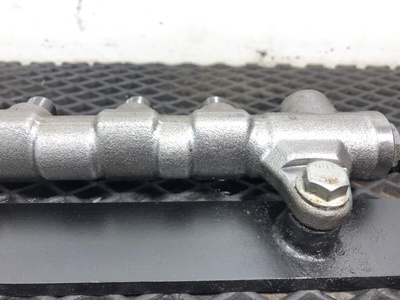 Sitrak Топливная рампа SITRAK C7H б/у (вид 4) Sitrak Топливная рампа SITRAK C7H б/у (фото, вид 4)