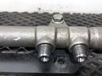 Sitrak Топливная рампа SITRAK C7H б/у (вид 10) Sitrak Топливная рампа SITRAK C7H б/у (фото, вид 10)