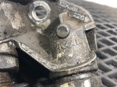 DAF Топливный насос ручной подкачки DAF XF105 б/у (вид 5) DAF Топливный насос ручной подкачки DAF XF105 б/у (фото, вид 5)