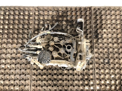 Renault     4   RENAULT T / (,  8)