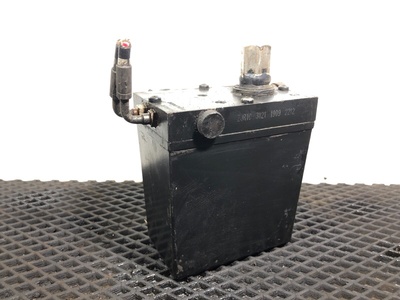 Renault    RENAULT T / (,  6)