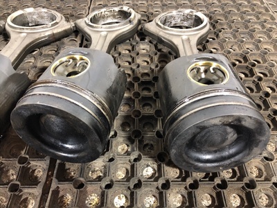 KAMAZ     5490 / (,  8)