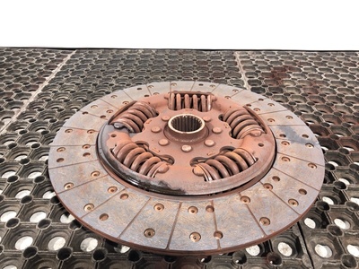 Renault Диск сцепления RENAULT T б/у (вид 1) Renault Диск сцепления RENAULT T б/у (фото, вид 1)