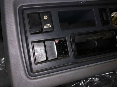 Renault ������� ����� �������� (��������) � ����� RENAULT T �/� (����, ��� 18)