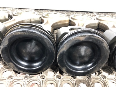 Renault ������� � ������� RENAULT T �/� (����, ��� 8)