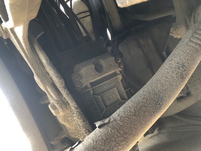 Scania Осушитель воздуха Scania б/у (вид 2) Scania Осушитель воздуха Scania б/у (фото, вид 2)