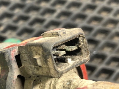 Iveco Насос автономного отопителя Iveco Stralis б/у (вид 2) Iveco Насос автономного отопителя Iveco Stralis б/у (фото, вид 2)