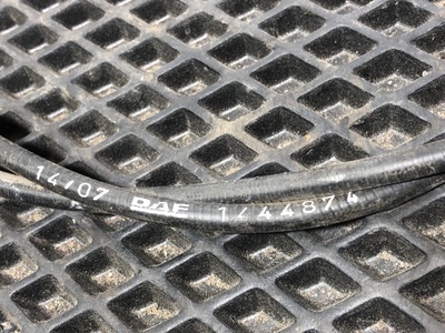 DAF Тросик замка люка бокового ящика кабины правый DAF XF105 б/у (вид 3) DAF Тросик замка люка бокового ящика кабины правый DAF XF105 б/у (фото, вид 3)