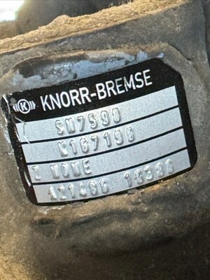 KAMAZ Суппорт тормозной передний левый, задний правый Камаз 5490 б/у (вид 2) KAMAZ Суппорт тормозной передний левый, задний правый Камаз 5490 б/у (фото, вид 2)