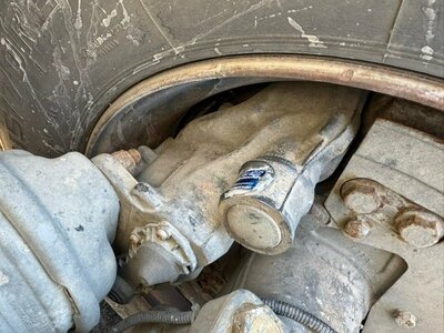 KAMAZ Суппорт тормозной передний левый, задний правый Камаз 5490 б/у (вид 3) KAMAZ Суппорт тормозной передний левый, задний правый Камаз 5490 б/у (фото, вид 3)