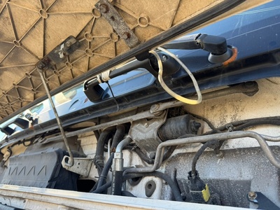 KAMAZ Трапеция дворников Камаз 5490 б/у (вид 1) KAMAZ Трапеция дворников Камаз 5490 б/у (фото, вид 1)