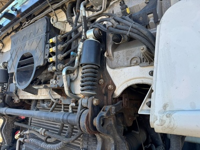 KAMAZ Торсион кабины в сборе Камаз 5490 б/у (вид 4) KAMAZ Торсион кабины в сборе Камаз 5490 б/у (фото, вид 4)