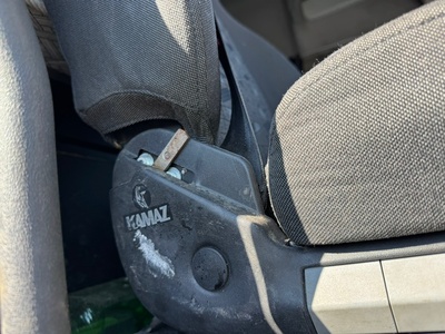 KAMAZ Сиденье пассажирское механическое Камаз 5490 б/у (вид 3) KAMAZ Сиденье пассажирское механическое Камаз 5490 б/у (фото, вид 3)