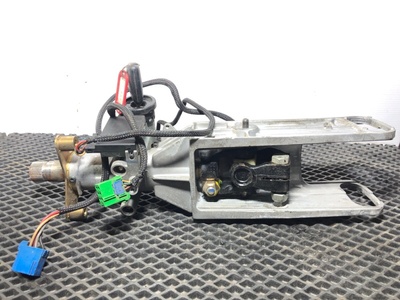 DAF Колонка рулевая в сборе, с ключом DAF XF105 б/у (вид 3) DAF Колонка рулевая в сборе, с ключом DAF XF105 б/у (фото, вид 3)