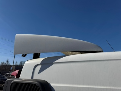 KAMAZ Спойлер кабины верхний Камаз 5490 б/у (вид 3) KAMAZ Спойлер кабины верхний Камаз 5490 б/у (фото, вид 3)