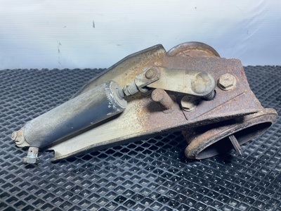 Scania Заслонка горного тормоза Scania б/у (вид 4) Scania Заслонка горного тормоза Scania б/у (фото, вид 4)