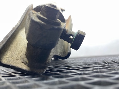 Scania Заслонка горного тормоза Scania б/у (вид 6) Scania Заслонка горного тормоза Scania б/у (фото, вид 6)