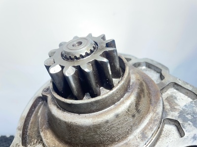 Scania Стартер Scania б/у (вид 4) Scania Стартер Scania б/у (фото, вид 4)