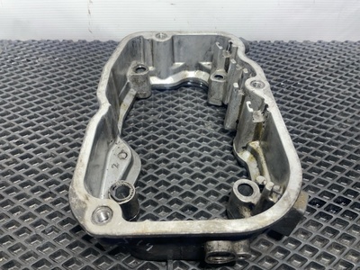 Scania Проставка клапанной крышки Scania б/у (вид 5) Scania Проставка клапанной крышки Scania б/у (фото, вид 5)