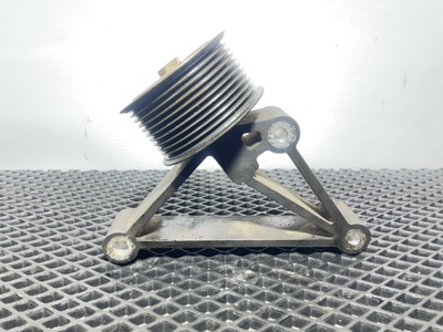 Scania Ролик промежуточный Scania б/у (вид 2) Scania Ролик промежуточный Scania б/у (фото, вид 2)