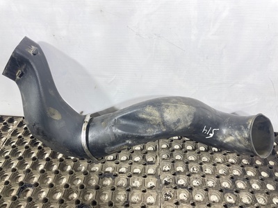 Scania Патрубок корпуса воздушного фильтра Scania б/у (вид 5) Scania Патрубок корпуса воздушного фильтра Scania б/у (фото, вид 5)