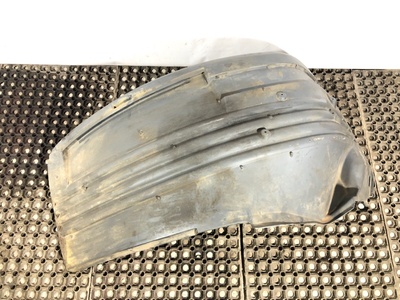 Scania Крыло переднее левое задняя часть Scania б/у (вид 1) Scania Крыло переднее левое задняя часть Scania б/у (фото, вид 1)