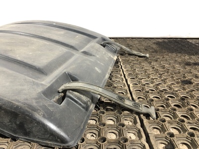 KAMAZ Крыло заднее верхняя часть Камаз 5490 б/у (вид 4) KAMAZ Крыло заднее верхняя часть Камаз 5490 б/у (фото, вид 4)