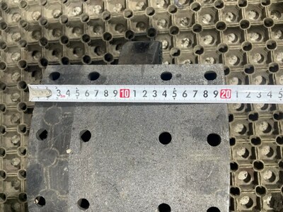 Scania Комплект передних тормозных колодок Scania б/у (вид 5) Scania Комплект передних тормозных колодок Scania б/у (фото, вид 5)